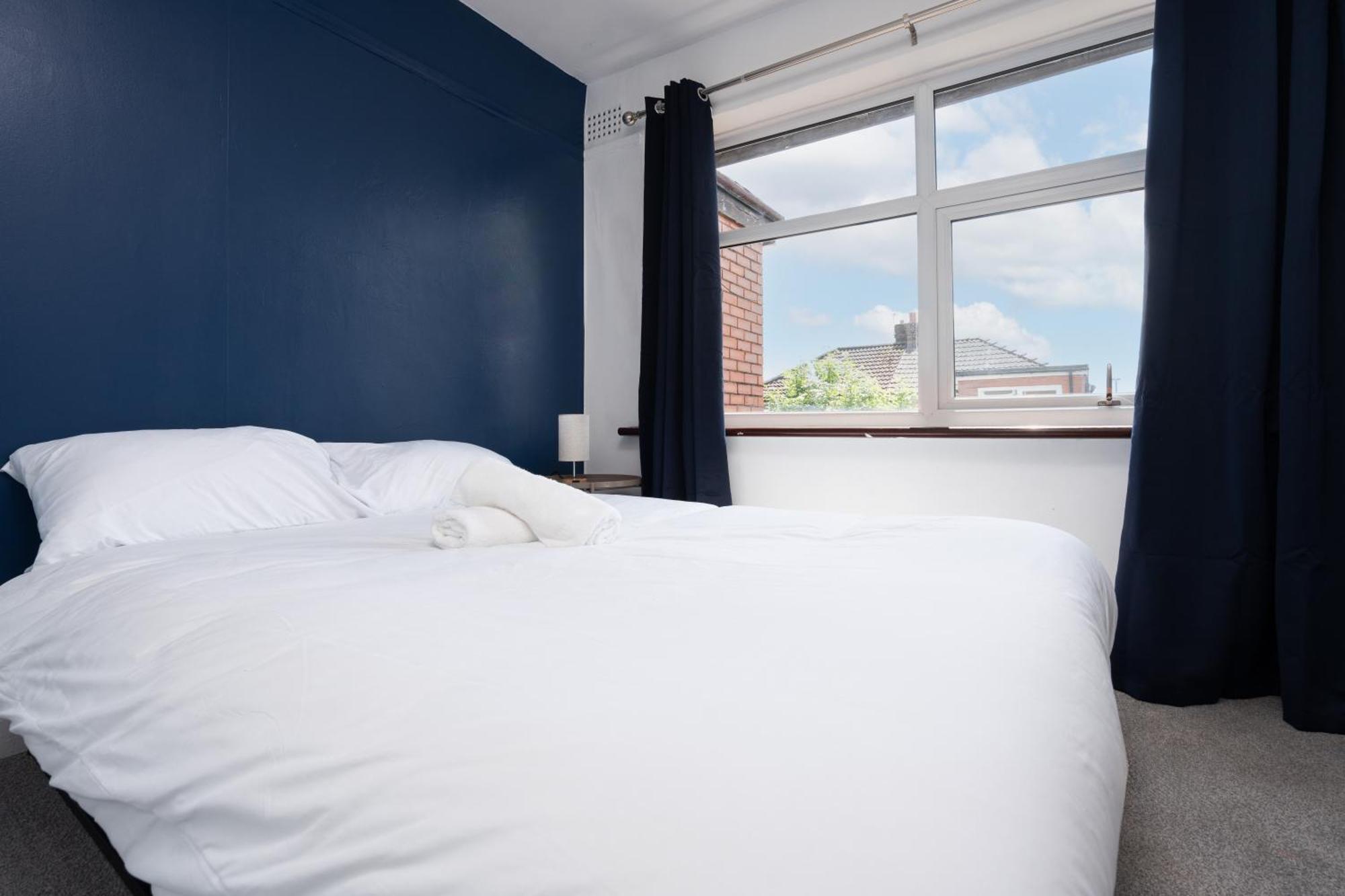Comfy 3br - Pool Table - Games - Sleeps 8 Vakantiehuis *